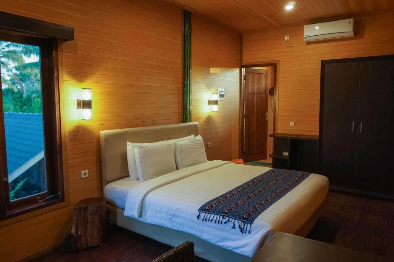 Wah Resort Гили Траванган Экстерьер фото