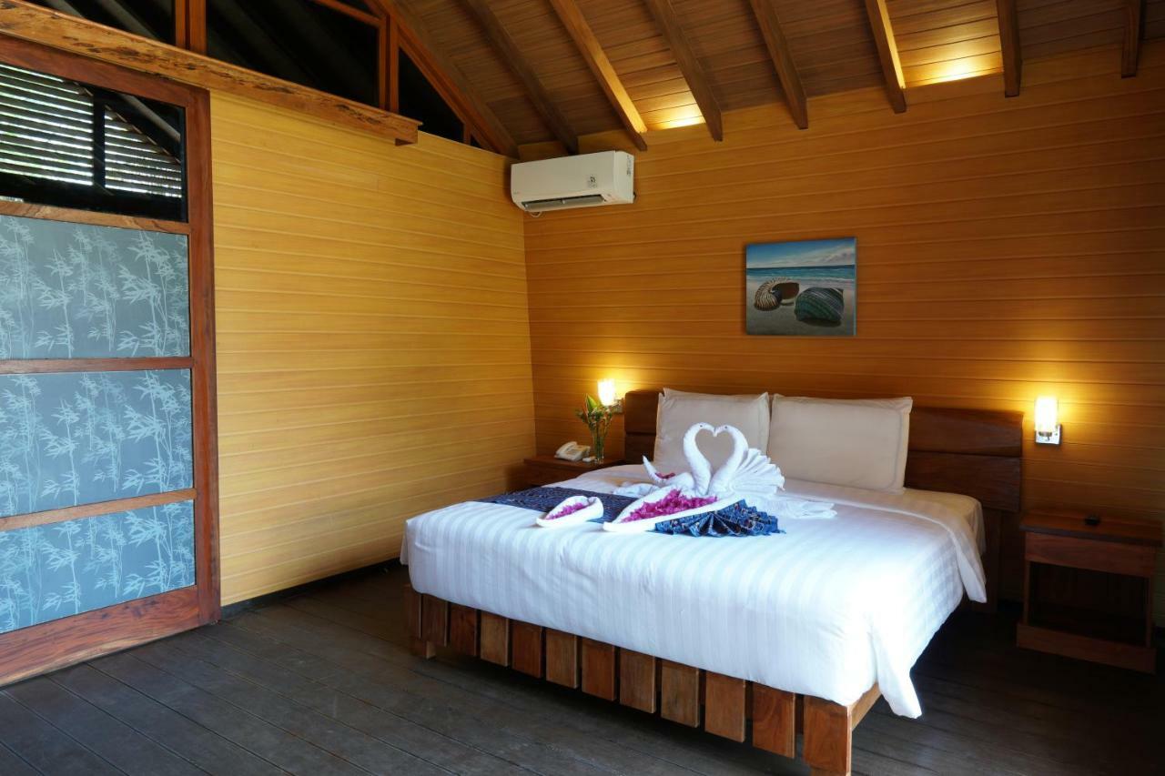 Wah Resort Гили Траванган Экстерьер фото
